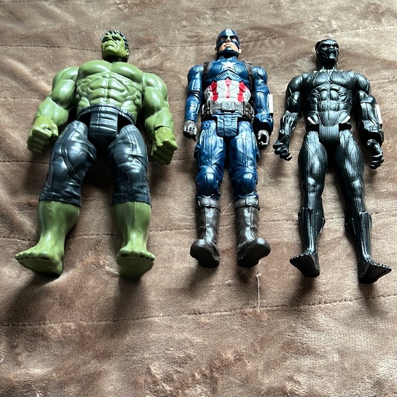 Marvel Other - Marvel Figurines